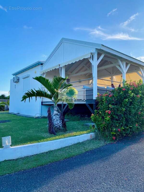 Maison à SAINTE-ANNE