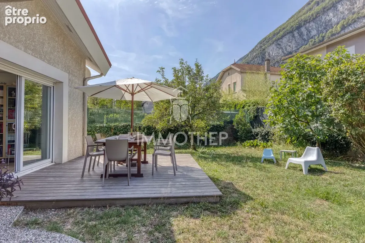 Maison 5 pièces 109 m² à vendre à Sassenage (38360) - photo 2