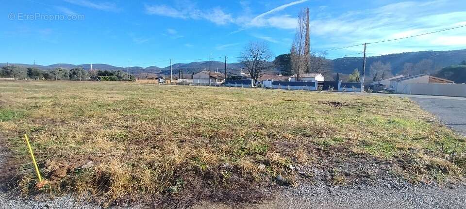 Terrain à VALLON-PONT-D&#039;ARC