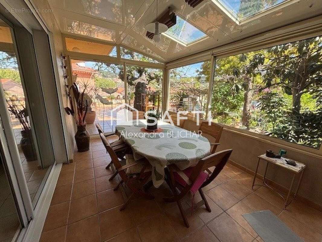 Photo 5 - Maison à OLLIOULES