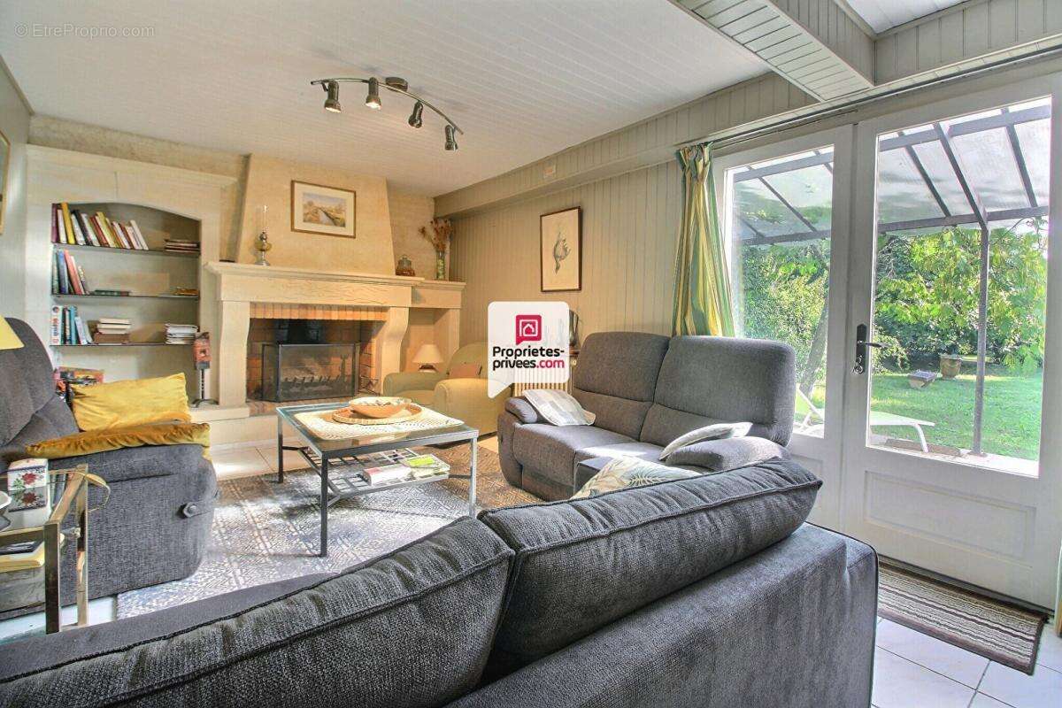 Maison à ORTHOUX-SERIGNAC-QUILHAN