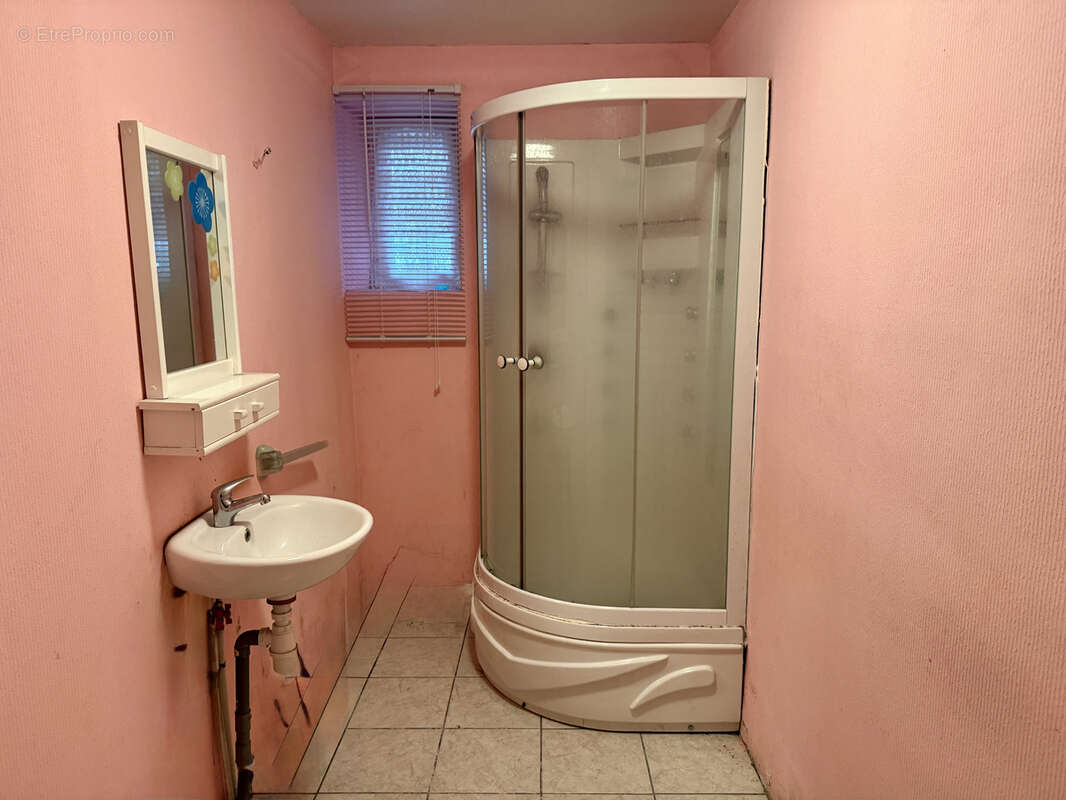 Maison de plain-pied type 4 sur 177 m2 de terrain - photo 6