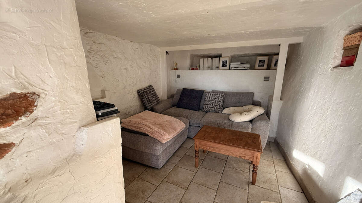 Maison à SAINT-JEANNET