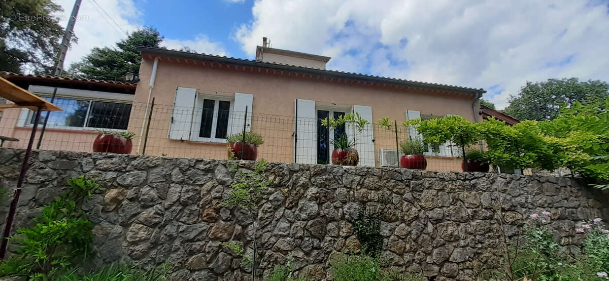 Maison à FLASSANS-SUR-ISSOLE