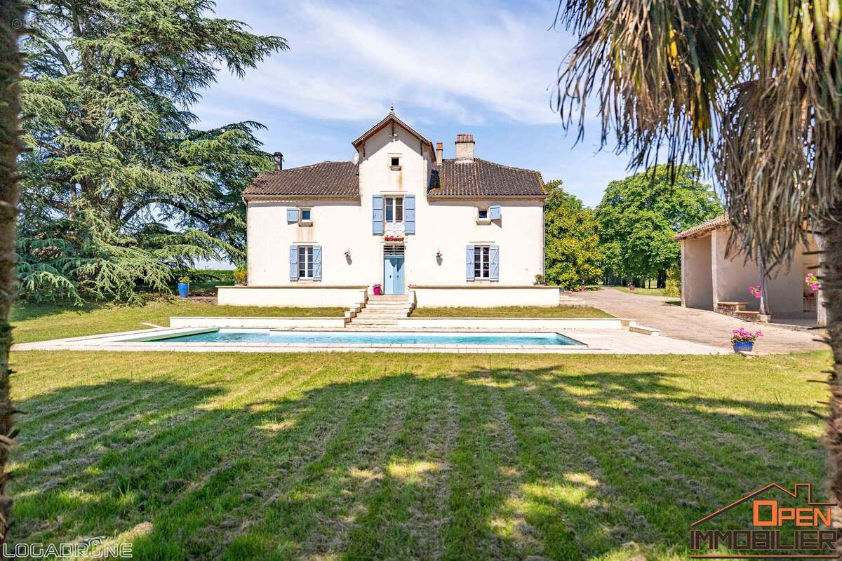 Maison 300 m² à Clermont-Soubiran  - photo 19