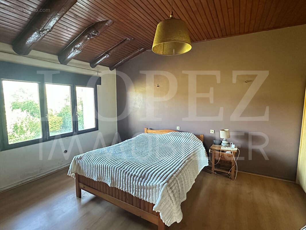 Maison à SAINT-AMANS-SOULT