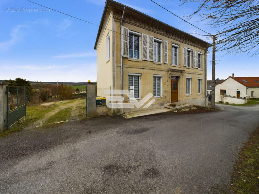 Maison à JONCHERY-SUR-VESLE