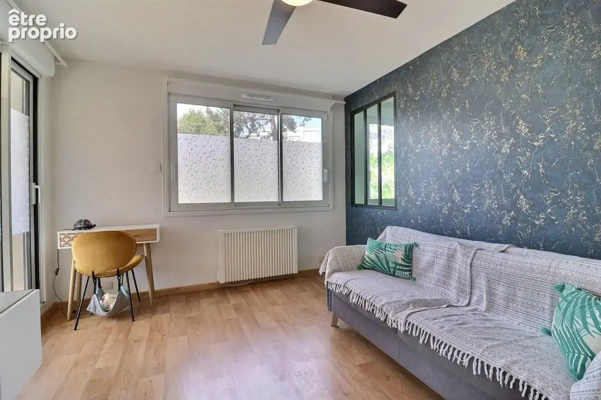 TALANT – Appartement rénové 49,39 m² avec balcon, cave et stationnement libre dans la Résidence - photo 11
