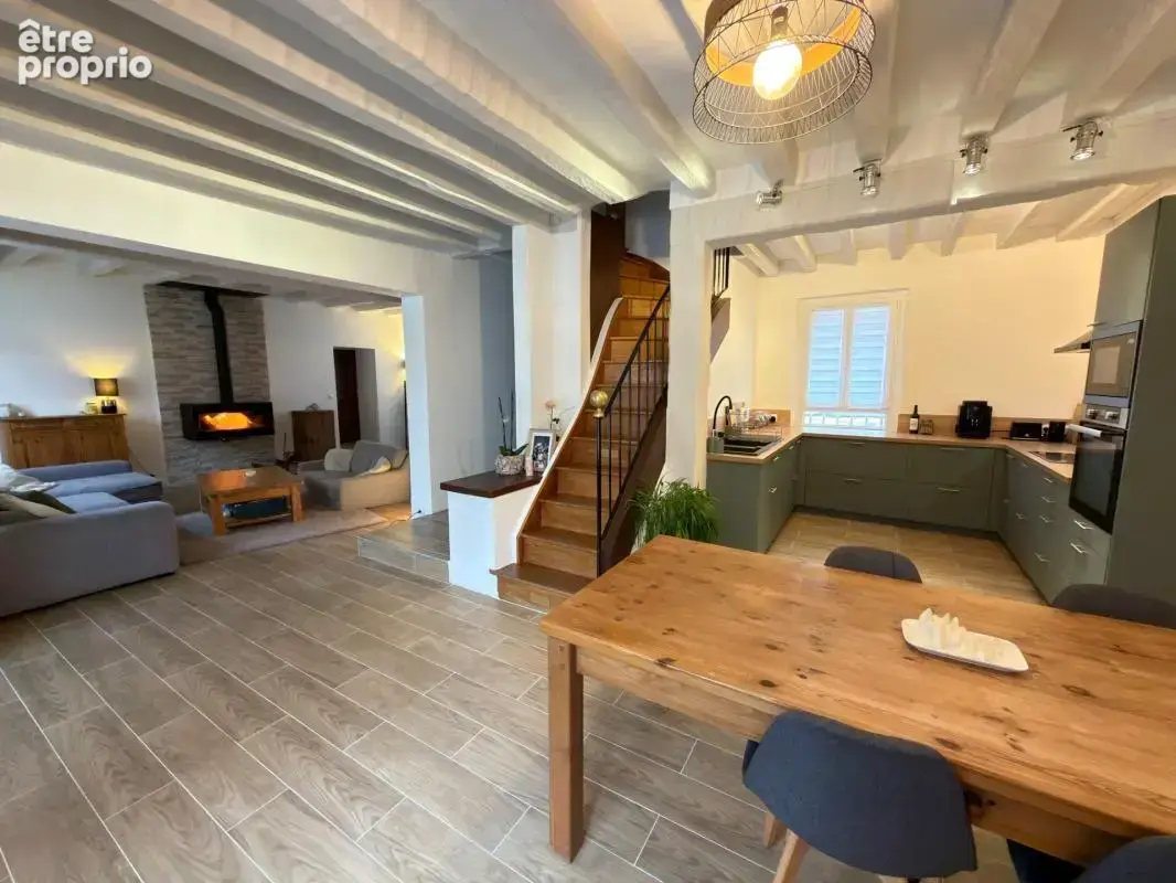 Maison10 pièces, 337 m2 - photo 2