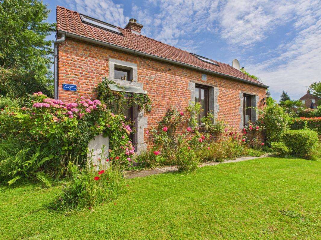 Maison 66 m² à Eth  - photo 4