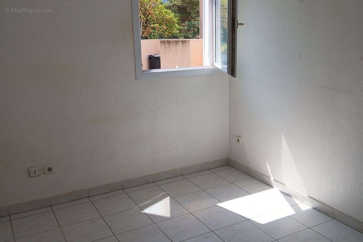 Appartement à MARSEILLE-9E