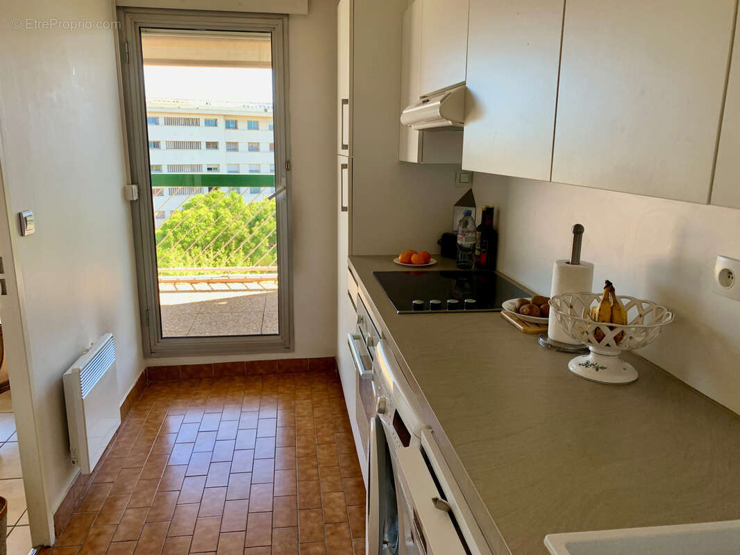 Appartement à MARSEILLE-8E