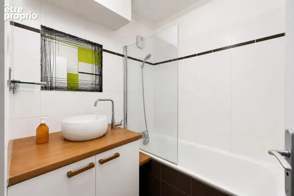 Appartement de 4 pièces de 76 m² à Villeurbanne - photo 10