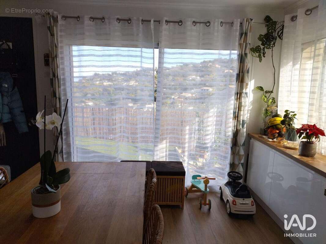 Photo 5 - Maison à VALLAURIS