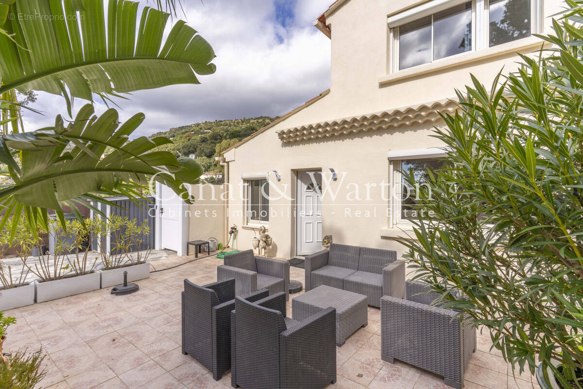 Maison à RAYOL-CANADEL-SUR-MER