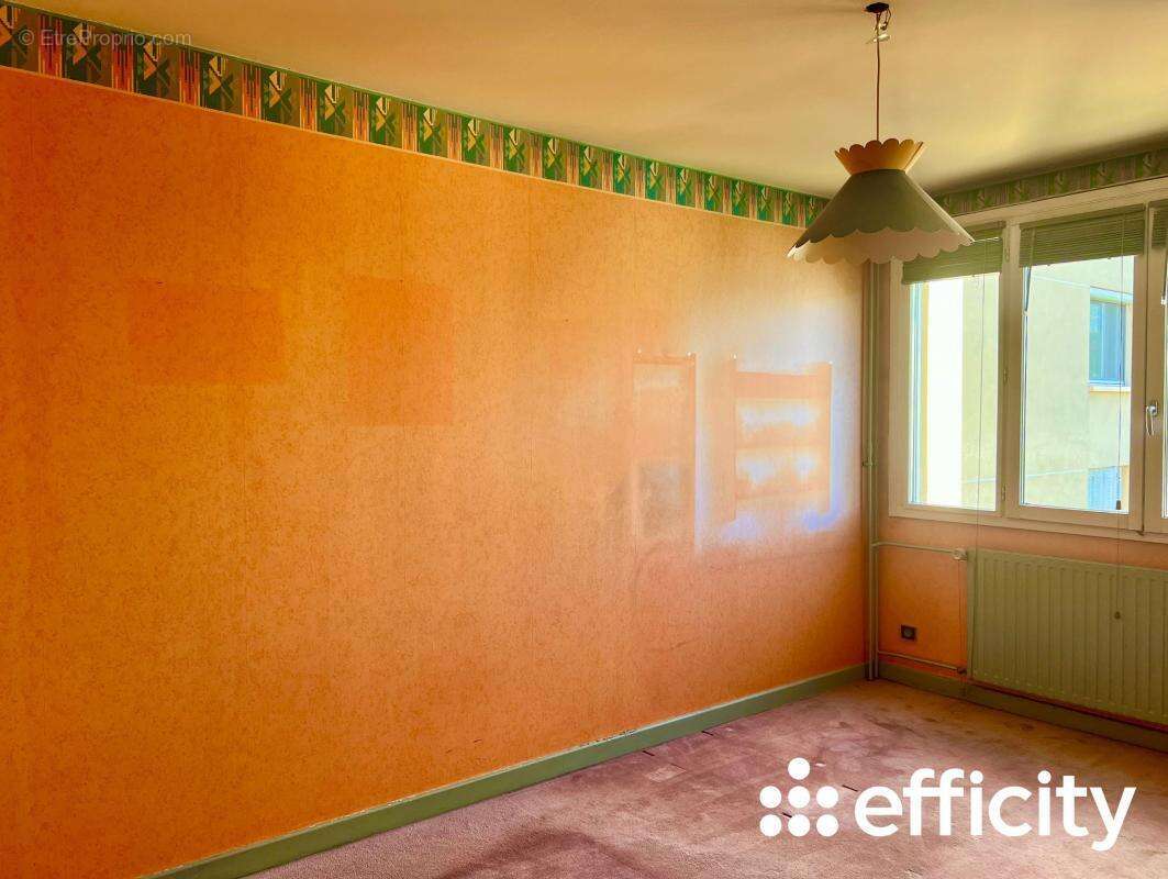 Appartement à SAINTE-FOY-LES-LYON