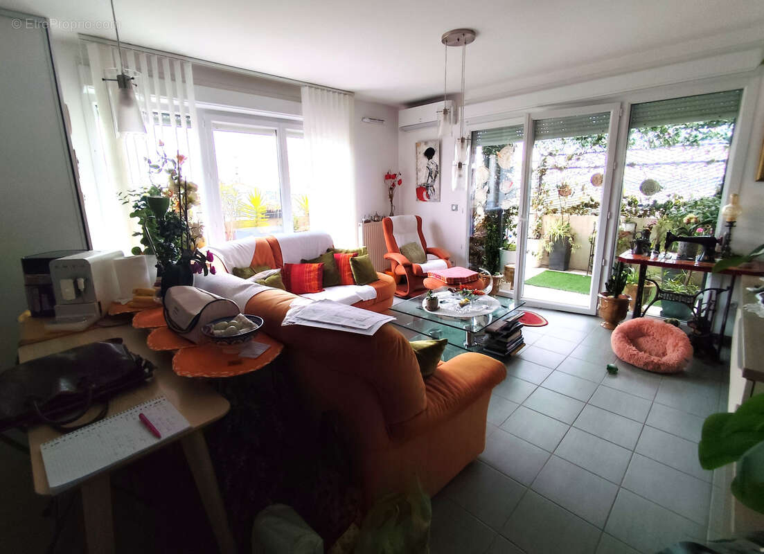 Appartement à NIMES
