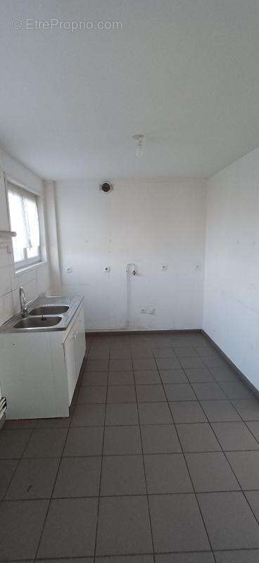 Maison à SIN-LE-NOBLE