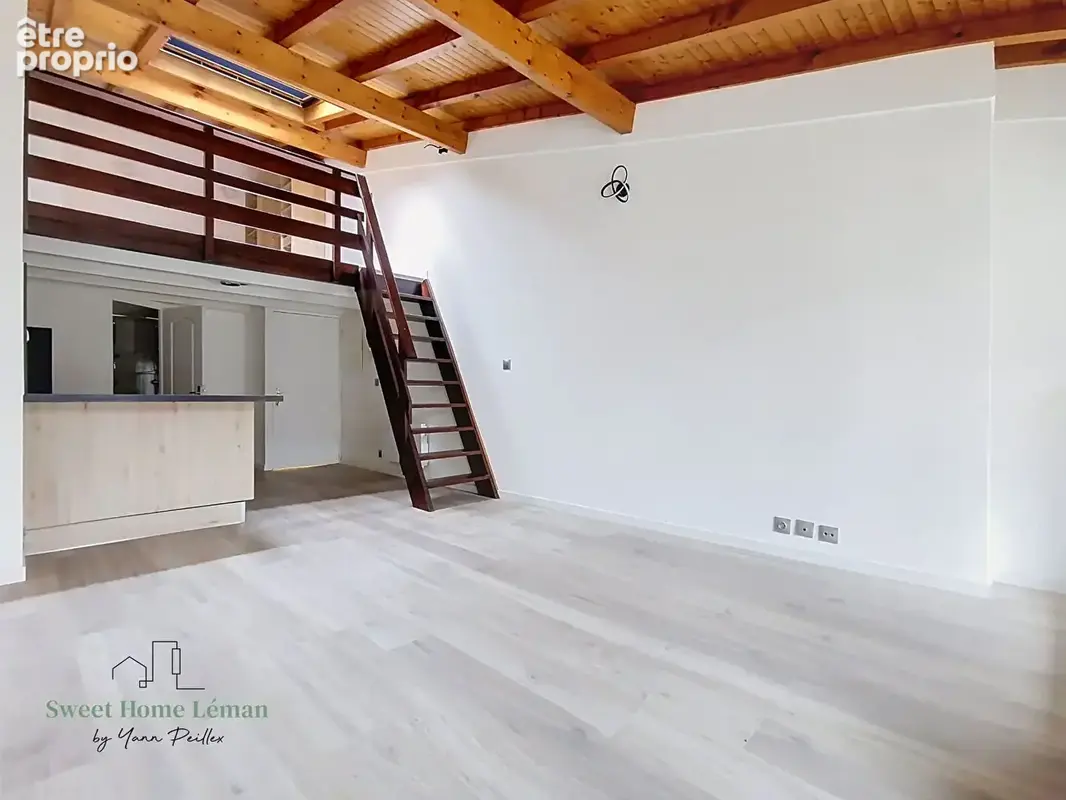 THONON centre - Studio/T2 duplex - photo 3