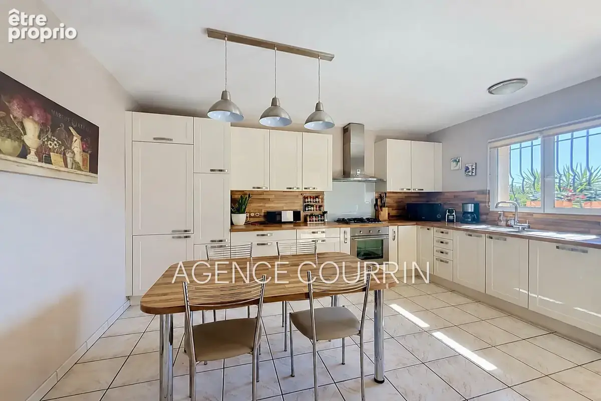 Maison 7 pièces 210 m² à vendre à Grasse (06130) - photo 7