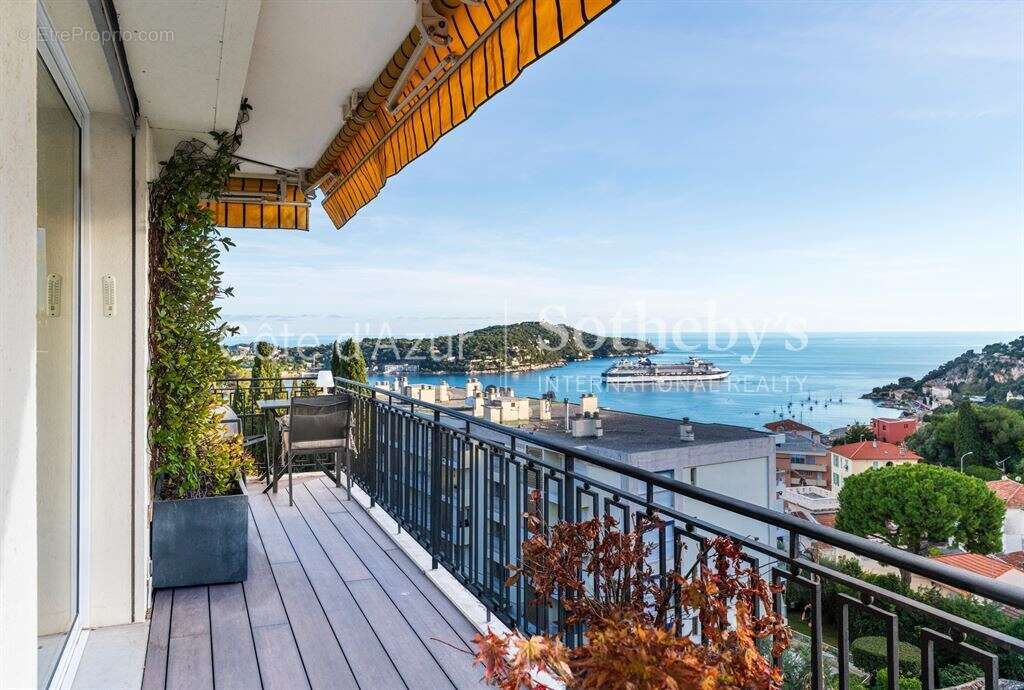 Appartement à VILLEFRANCHE-SUR-MER