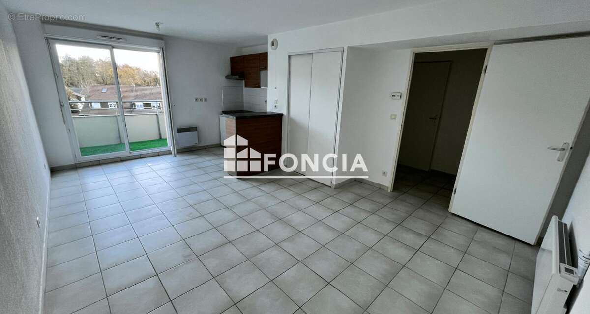 Appartement à MONTIGNY-EN-GOHELLE