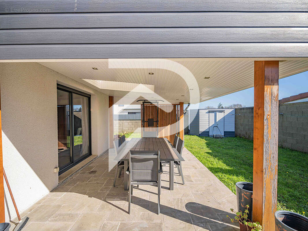 Maison à OS-MARSILLON