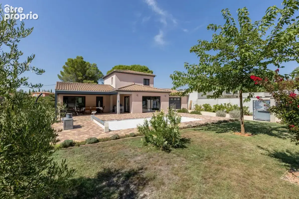 Maison de 5 pièces de 130 m² à L'Isle-sur-la-Sorgue - photo 16