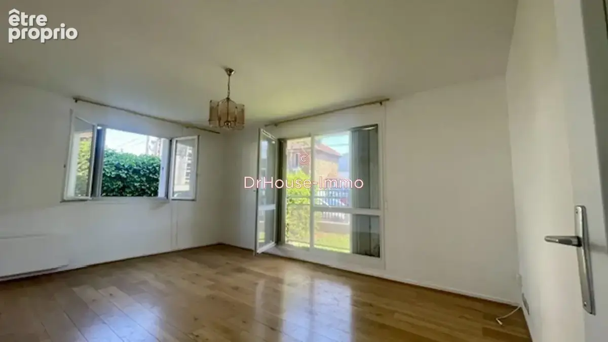 Appartement 2 pièces 48 m² à vendre à Livry-Gargan (93190) - photo 10