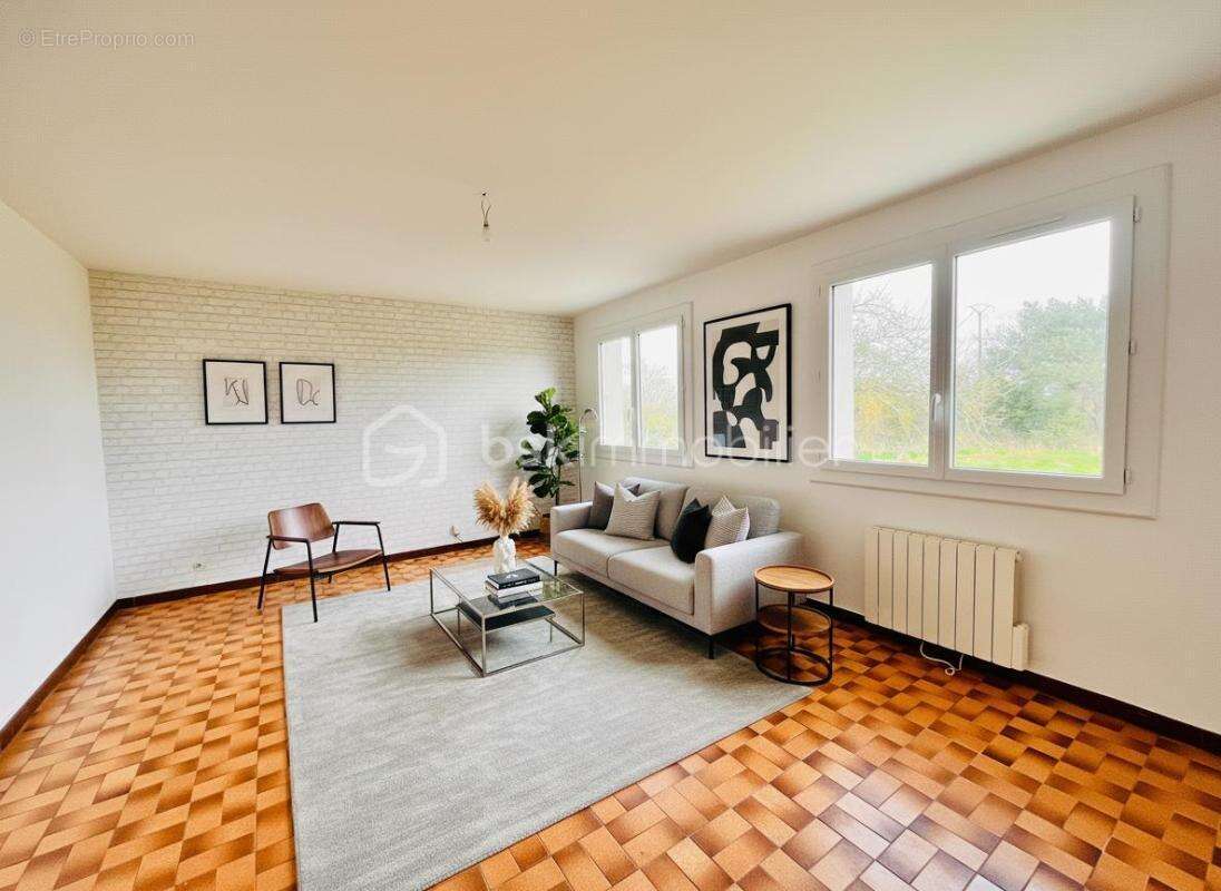 Maison 5 chambres, vie de plain-pied, sous-sol complet - photo 3