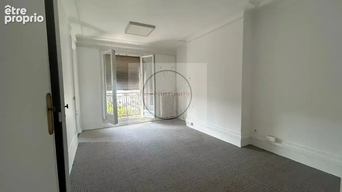 Commerce 77 m² à vendre à Saint-Mande (94160) - photo 2