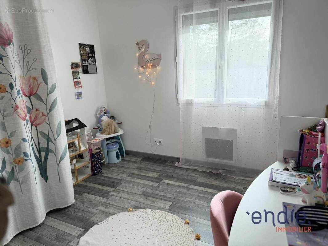 Maison à DOMPIERRE-SUR-BESBRE