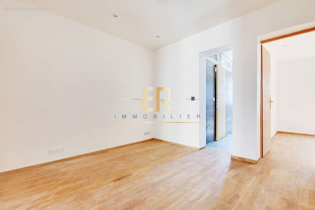 Appartement à CLICHY