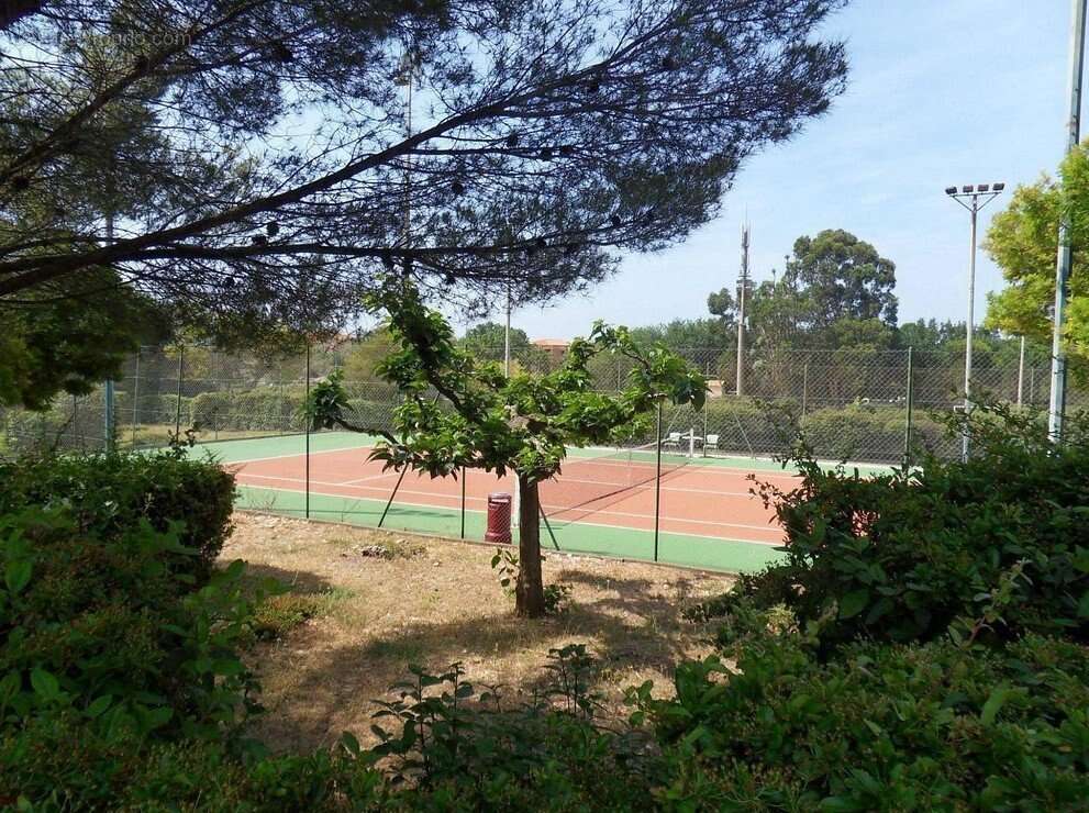 Appartement à LA LONDE-LES-MAURES