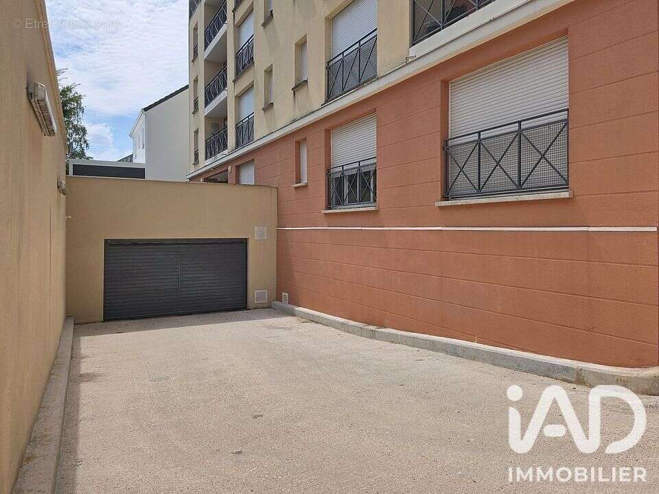 Photo 8 - Appartement à QUINCY-SOUS-SENART
