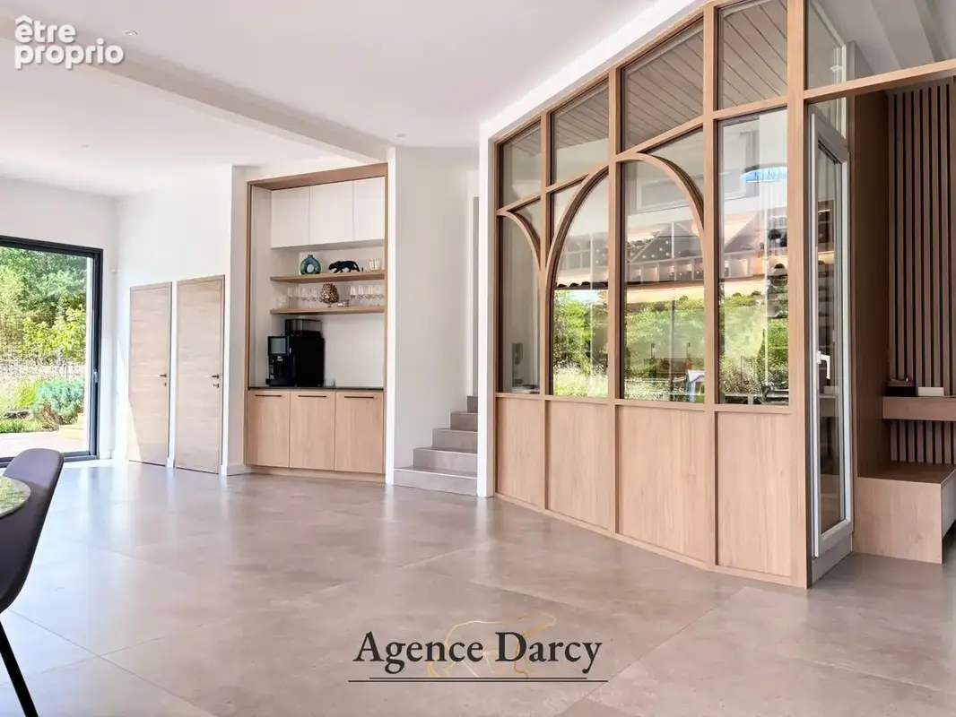 À quelques minutes au nord de Dijon   Propriété contemporaine d’environ 390 m2 - photo 5
