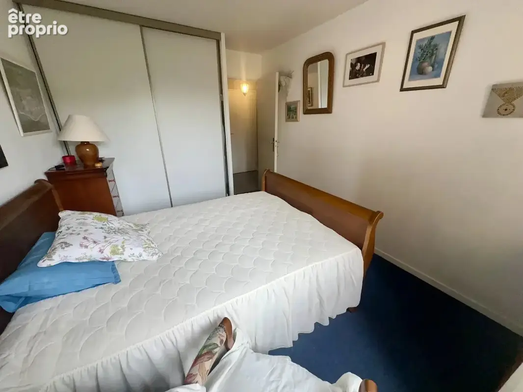 Vaste appartement F2 de 57 m2, résidence sécurisée, parc privé - photo 7