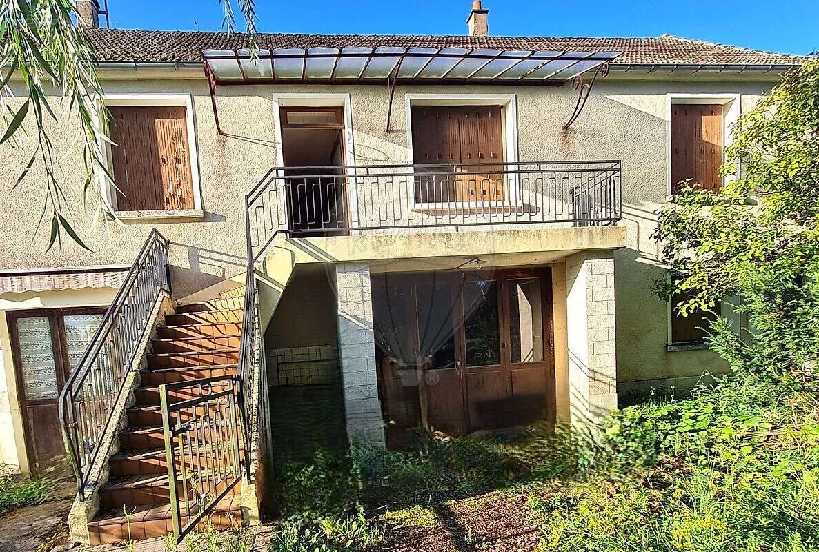 Maison à GIRY
