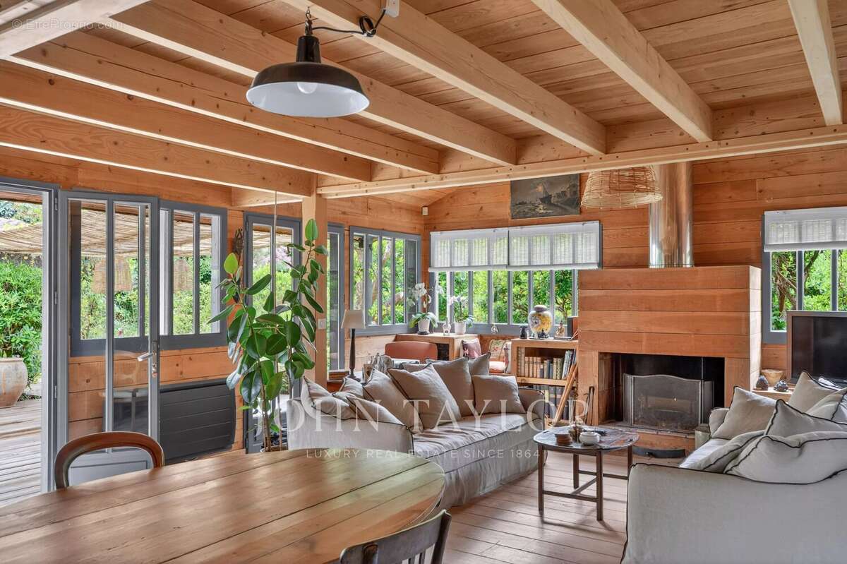 L'Herbe - superbe Villa bois Esprit cabane - John Taylor - photo 13