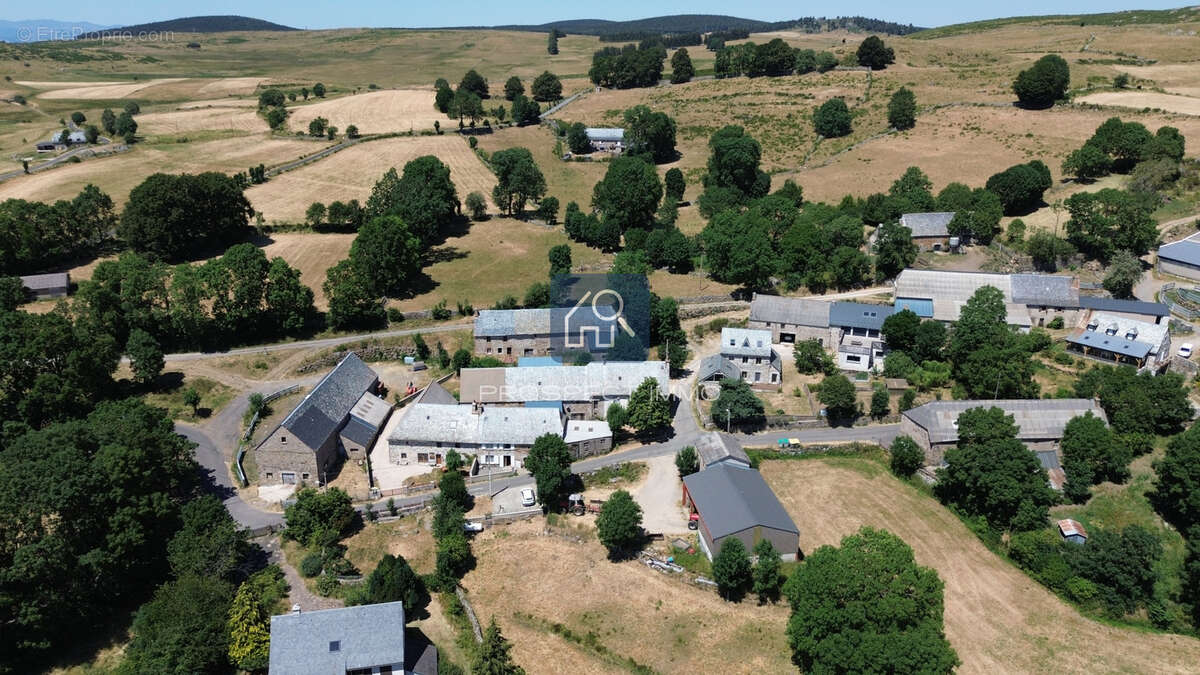 Maison en pierre meublée sur l'Aubrac - photo 13