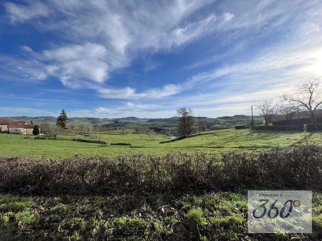 Maison à SAINT-PIERRE-LE-VIEUX