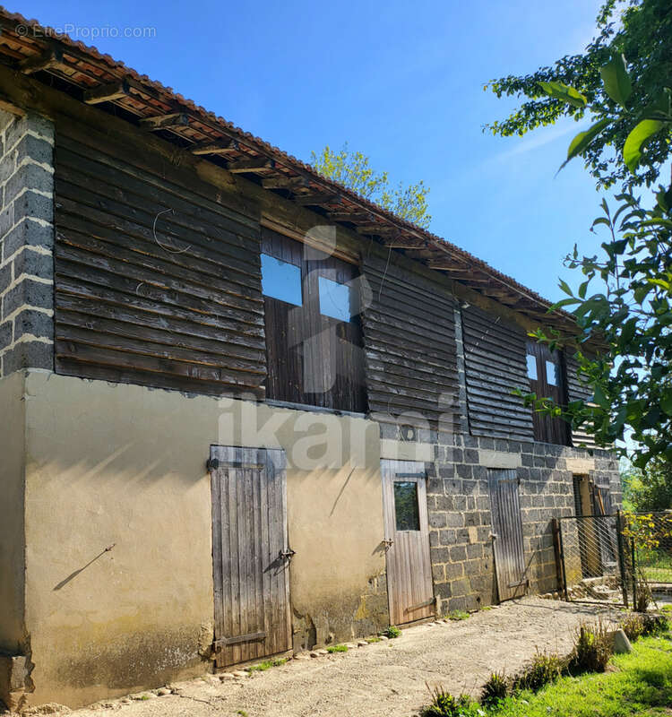 Maison à HAUTERIVES