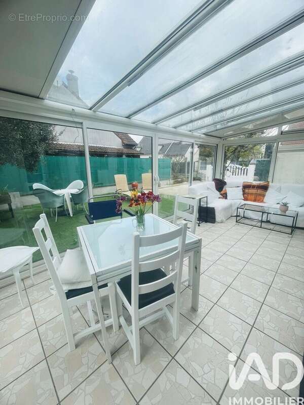 Photo 2 - Maison à SAINT-PRYVE-SAINT-MESMIN