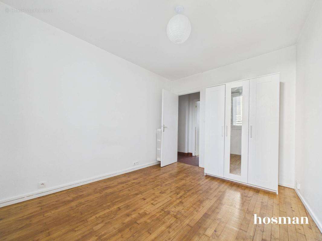 Ravissant appartement T3 de 56 m2 avec garage boxé et cave - Rue du Port Guichard, Quartier Saint-Donation / Tortière à Nantes - photo 13