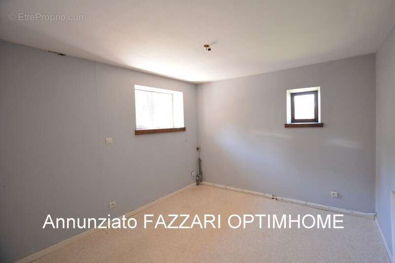 Maison à HAN-LES-JUVIGNY