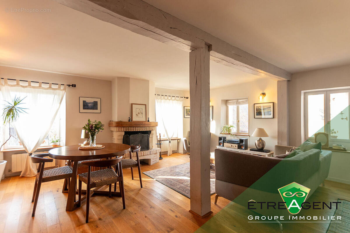 Maison à EVECQUEMONT