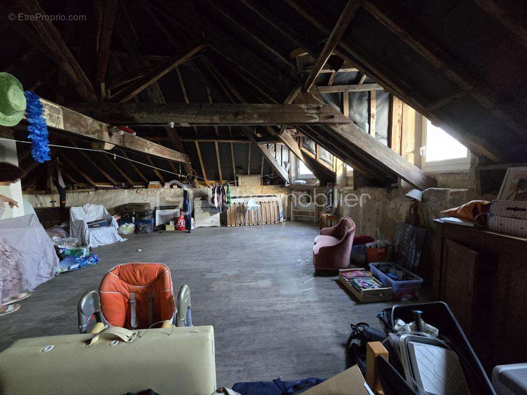 Maison à CELLES-SUR-BELLE