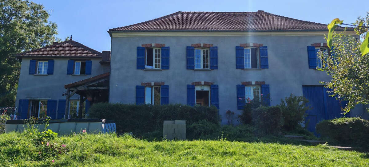 Maison à FESTIGNY