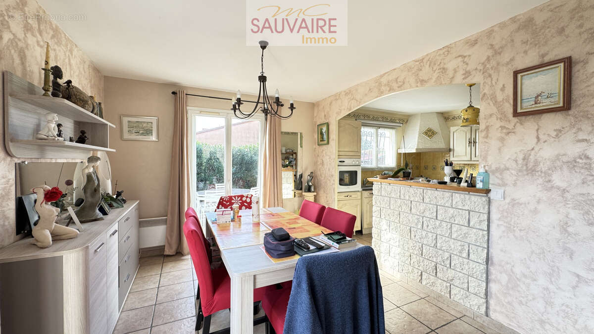 Maison à SAINT-HIPPOLYTE