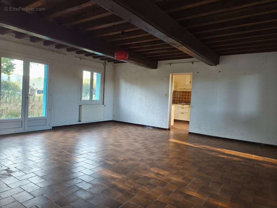 Maison à PONT-DE-VAUX